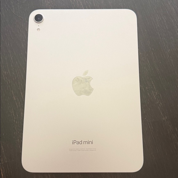 iPad Mini - Picture 4 of 6